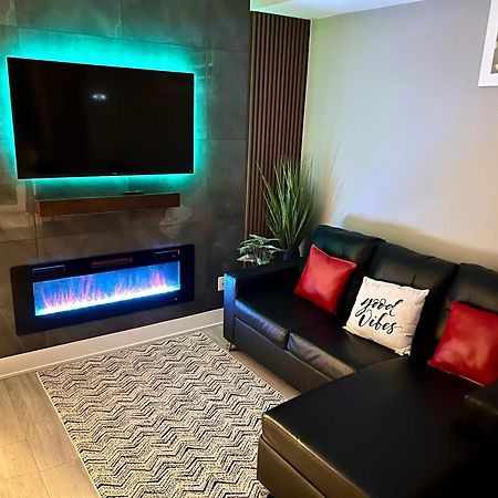 Niagara Getaway Across Fallsview المظهر الخارجي الصورة