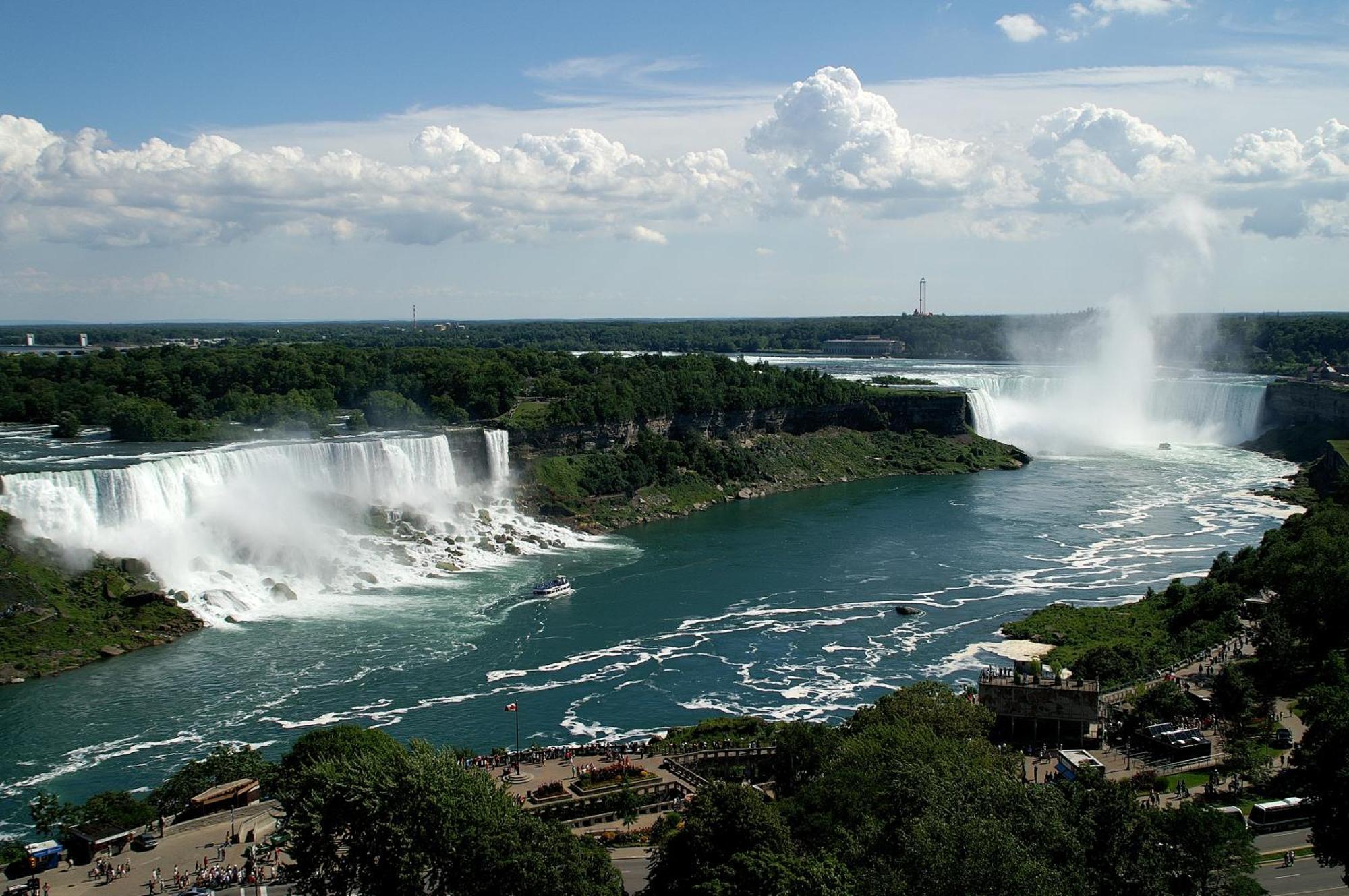 Niagara Getaway Across Fallsview المظهر الخارجي الصورة